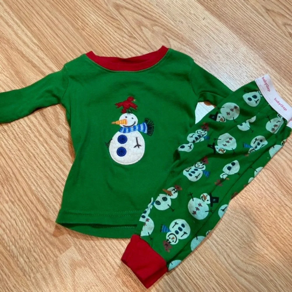 Baby Gap Christmas Pajamas Set Green Red Snowman Bird‎ Holiday Outfit